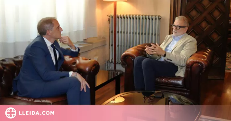 Trobada de l’alcalde, Fèlix Larrosa, amb el subdelegat del Govern, José Crespín