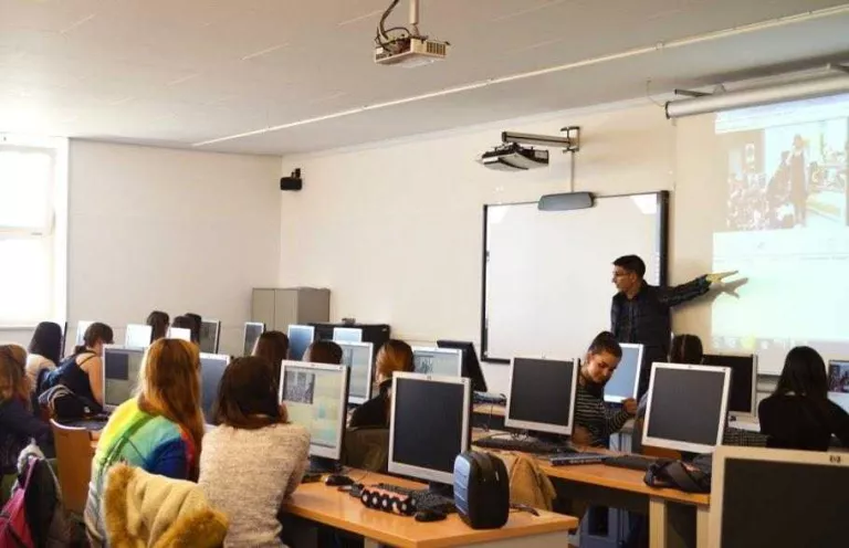 La FEPTS dobla places d'Educació Primària dual
