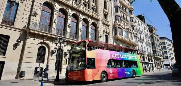 El Bus Turístic i el Castell de Gardeny enceten la temporada d’estiu