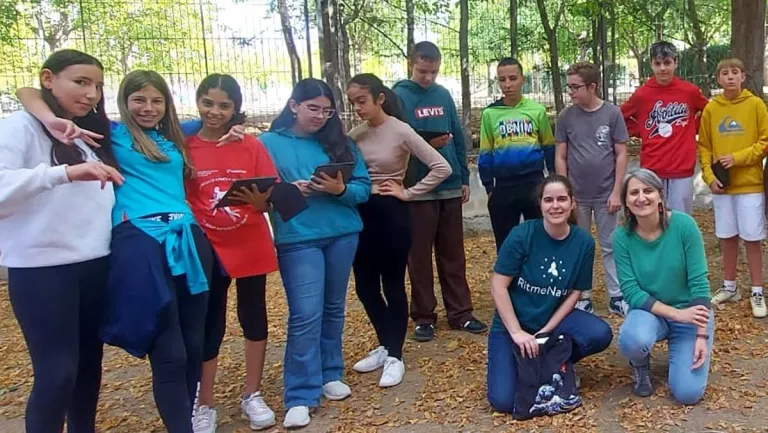 Alumnes targarins prenen consciència sobre el canvi climàtic en la Fira del Medi Ambient