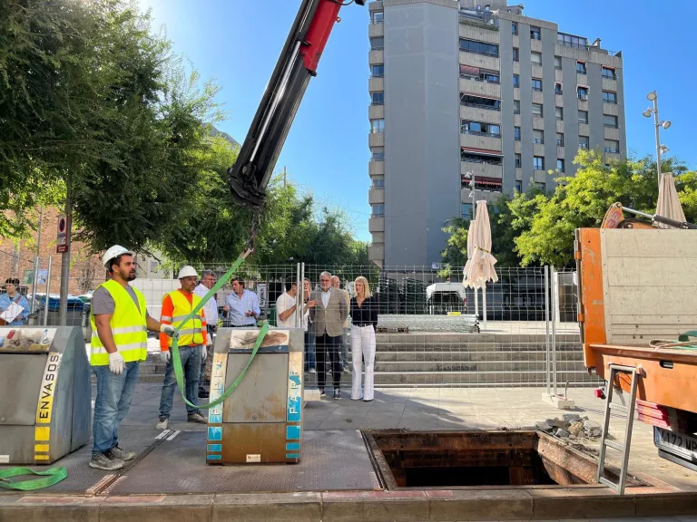 Lleida retira 38 illes de contenidors soterrats i les substitueix per models en superfície