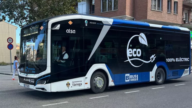 Bus gratuït fins al cementiri de Tàrrega per Tots Sants