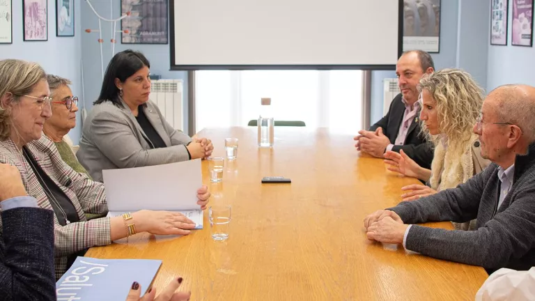 Reclamen a la consellera de Salut mantenir l’atenció als consultoris de la Ribera del Sió