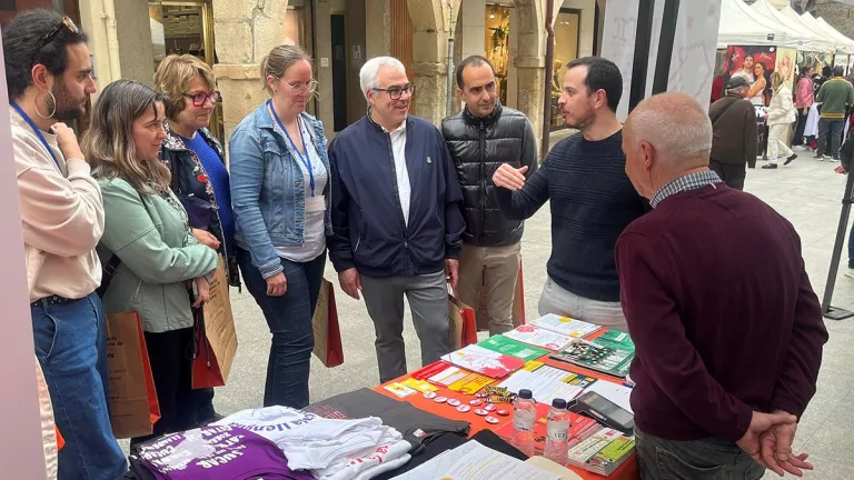 Una trentena d'associacions participen a la Mostra d’Entitats de Tàrrega