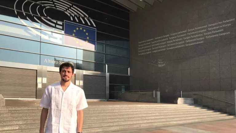 Jordi, lleidatà confinat a Brusel·les: "A Bélgica es permet i s'anima a la gent a sortir per passejar o fer esport"