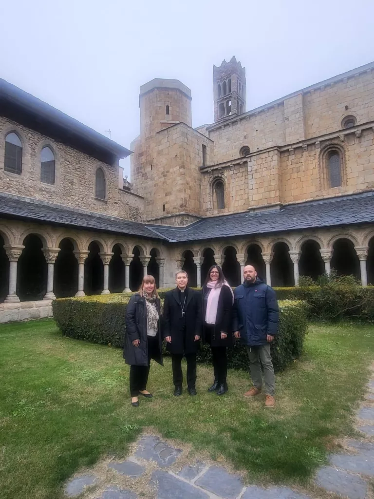 Paera en cap i regidors de Balaguer mantenen una trobada amb el Bisbe de la Seu d’Urgell