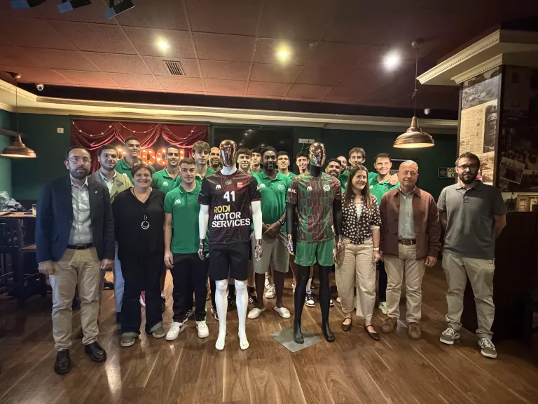El RODI Balàfia Vòlei vesteix Lleida amb una nova equipació inspirada en la Seu Vella i Gardeny