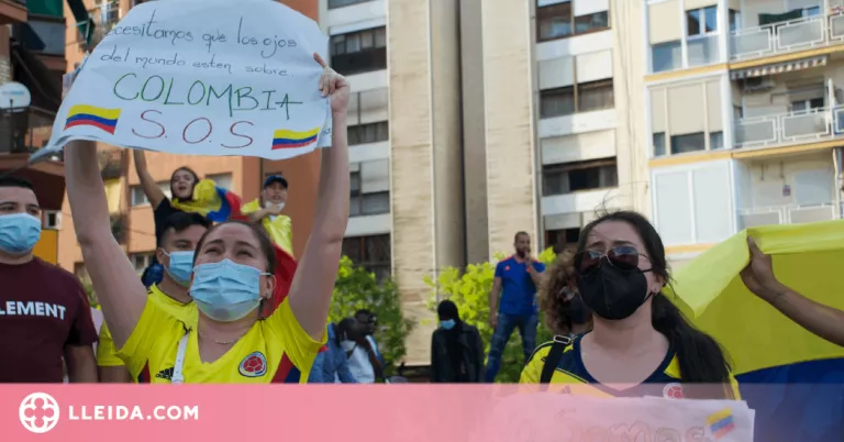 Manifestació a Lleida per donar suport al 'Paro Nacional' de Colòmbia