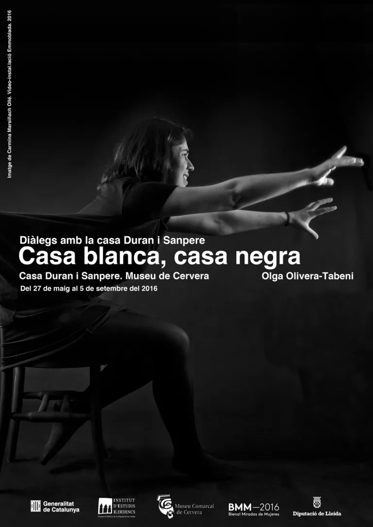 Casa negra, casa blanca. Olga Olivera-Tabeni
