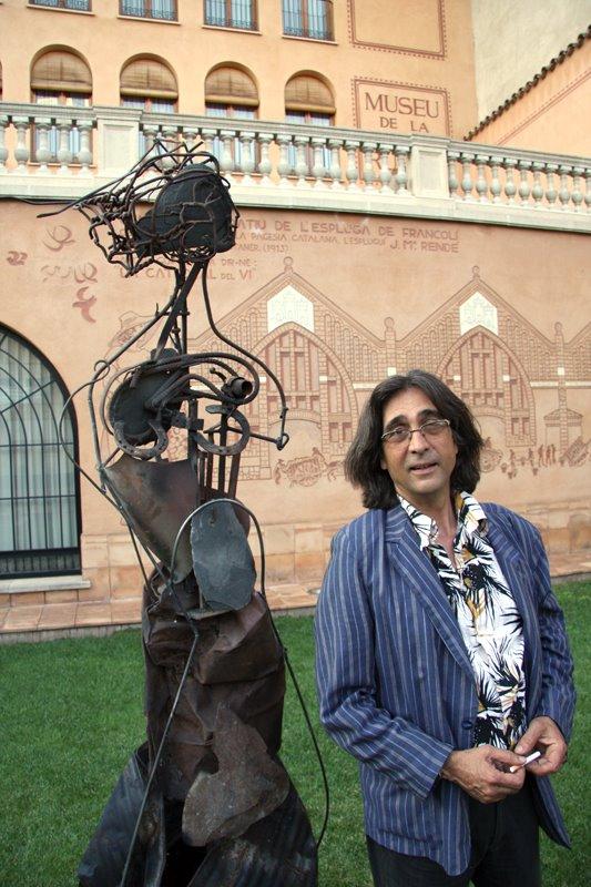 Inauguració de l'exposició de Philippe Lavaill amb espectacle i performance
