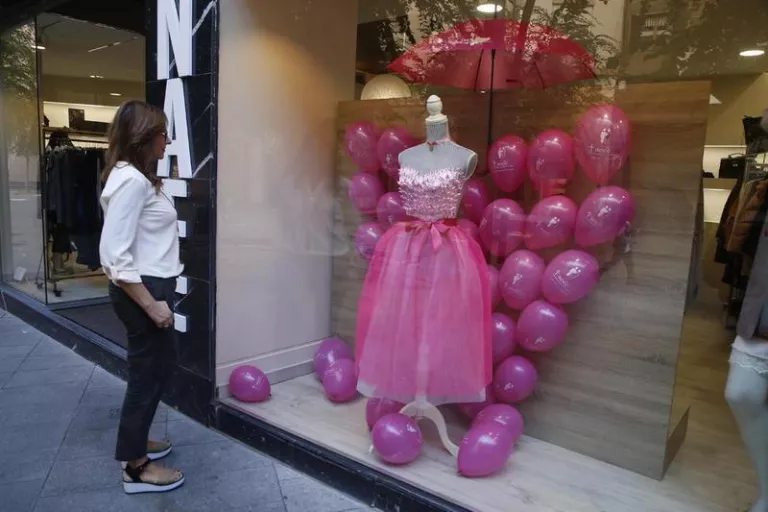 Ens vestim de color rosa per una bona causa