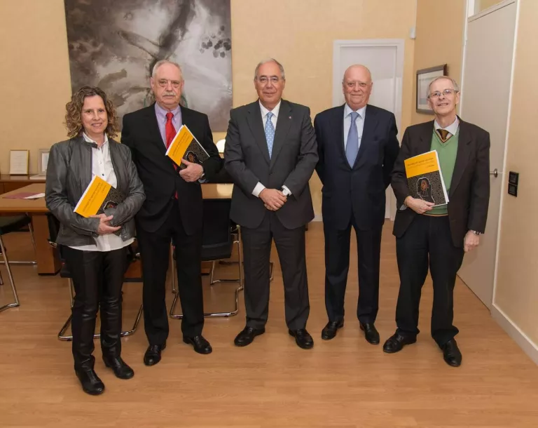 El Dr. José Juan Fernández publica ‘Semiología del aparato locomotor: lo que hay que saber antes de pedir una resonancia magnética’