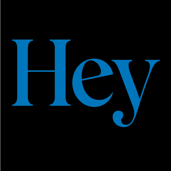 exposició "Hey we are"