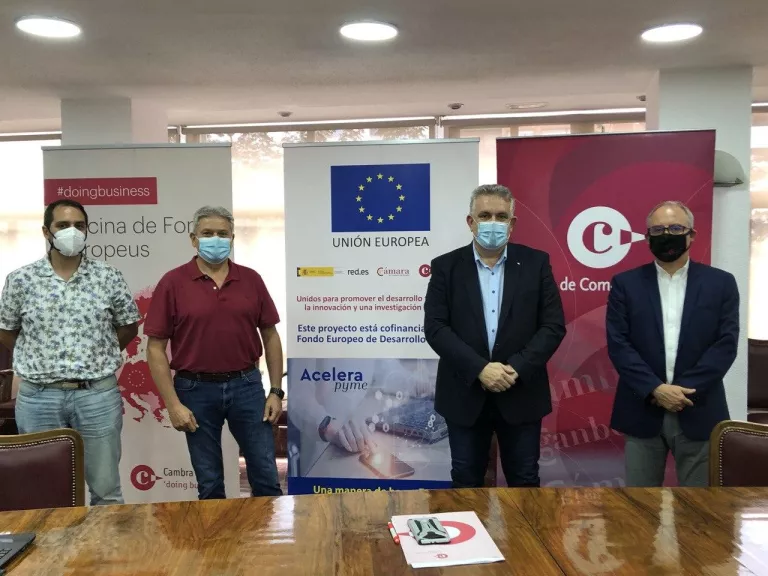 Neix l'oficina AceleraPyme, una nova eina que busca impulsar la transformació digital de les petites i mitjanes empreses