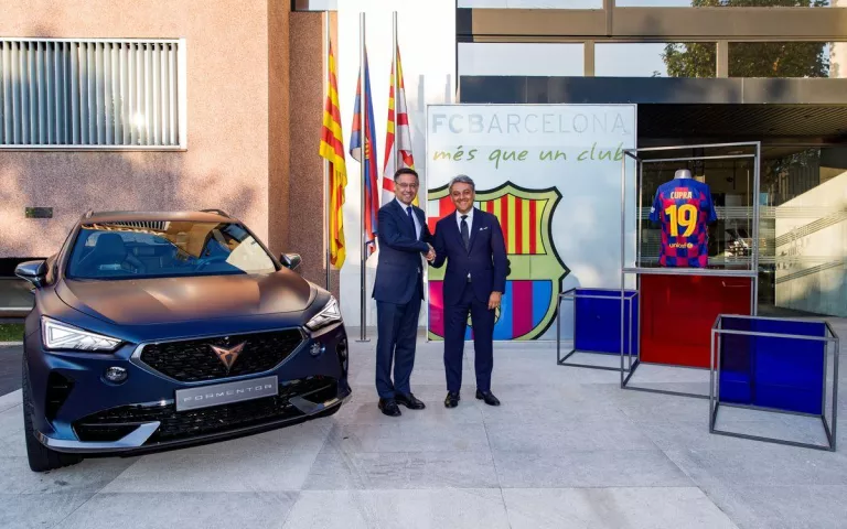 CUPRA i el FC Barcelona s’uneixen en una nova aliança global