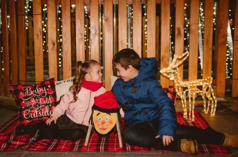 Vine a fer-te la felicitació de Nadal a la Zona Alta!