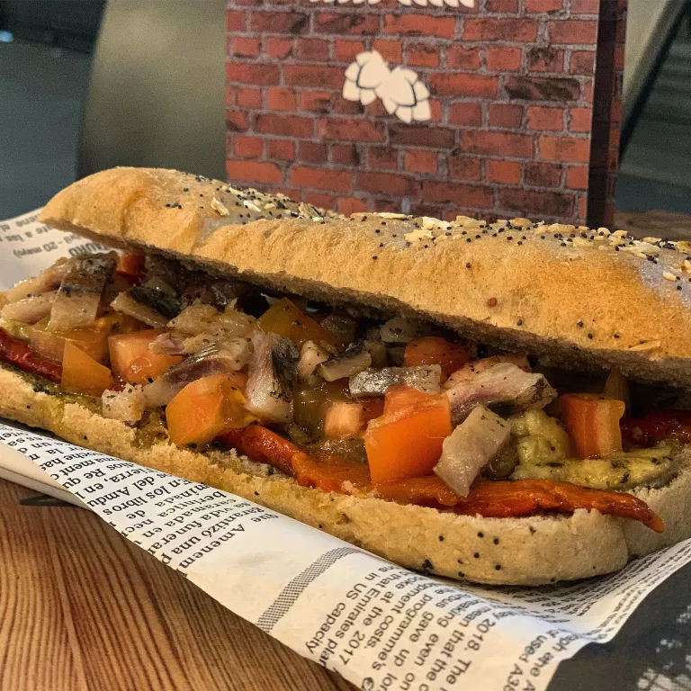 BOKATA REVETLLA