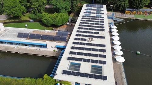 En marxa la instal·lació fotovoltaica del Ràfting Parc de la Seu d'Urgell