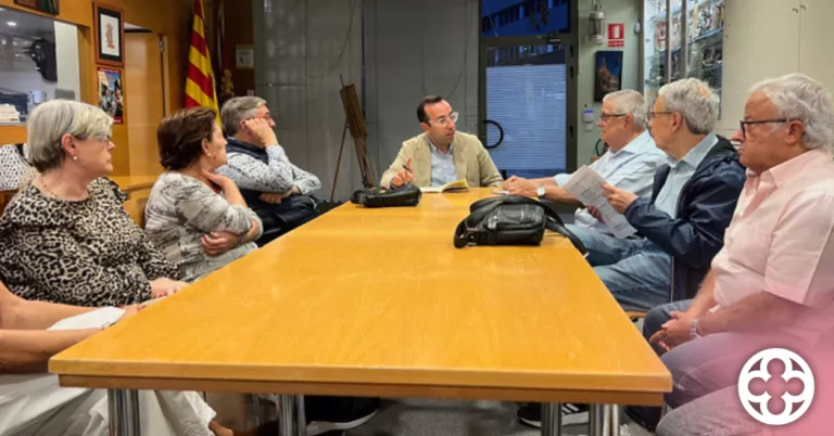 Xavi Palau reunit amb els representants de l'Associació de Veïns de Jaume I ©PP Lleida