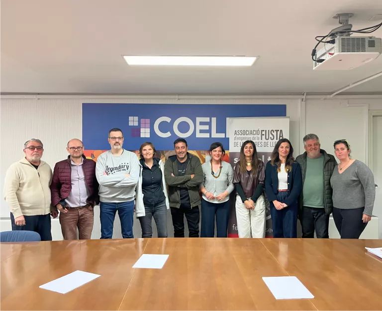Patronal i sindicats actualitzen els acords del sector