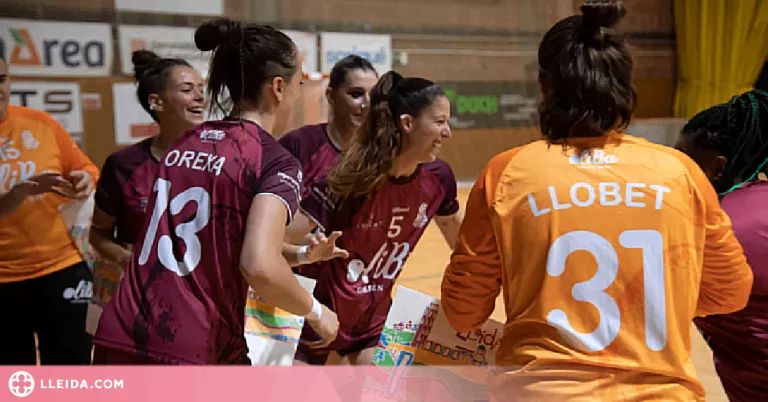 El primer equip femení del Lleida Handbol Club disputarà aquest vespre el primer partiti de pretemporada