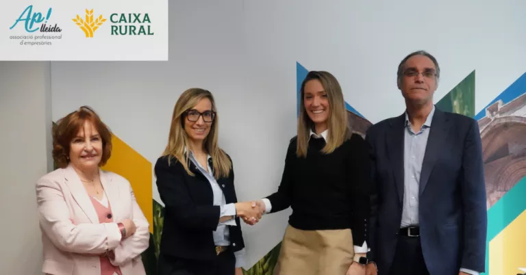 Firma de l'acord entre Ap!Lleida i Caixa Rural ©Ap!Lleida